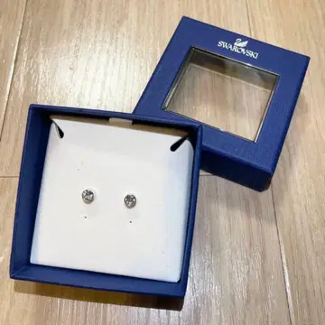 스와로브스키 귀걸이