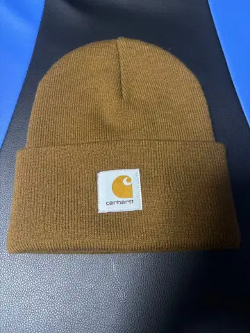 Carhartt 브라운 니트 모자