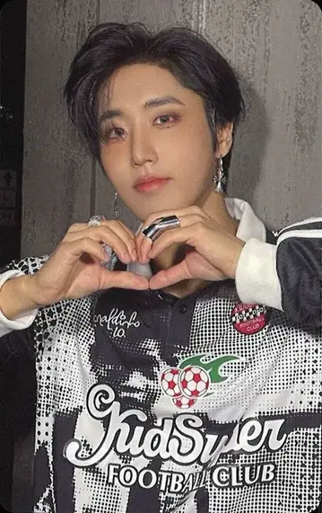 StrayKids HMV LD Han KARMA B