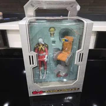 기동전사 건담 캐릭터&콕핏~ 샤아 아즈나블~ 레트로 새상품