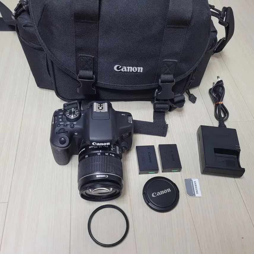 캐논 카메라 EOS 750D 와 18-55MM 렌즈 세트