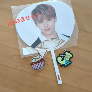 seventeen jun 미니 부채 아크릴 핑 러버 키링 준