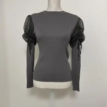 그레이 리브 니트 쉬폰 프릴 긴팔 상의