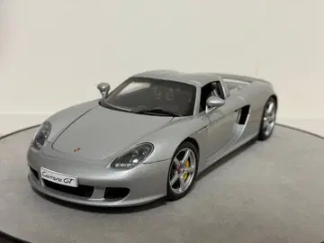 AUTOart 1/18 포르쉐 Carrera GT 미니카