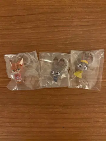 주토피아2 메지루시 액세서리 주디 닉