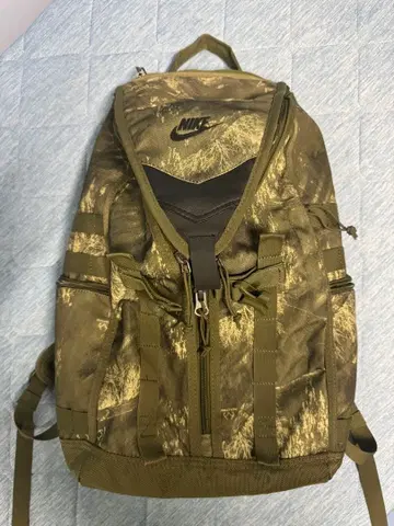 Nike 카모플라쥬 백팩
