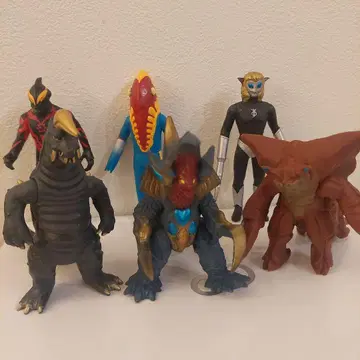 울트라맨 괴수 피규어 6체 세트