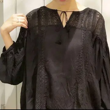 새상품급 BEAMS BOY 레이스 절개 블라우스 다크 브라운