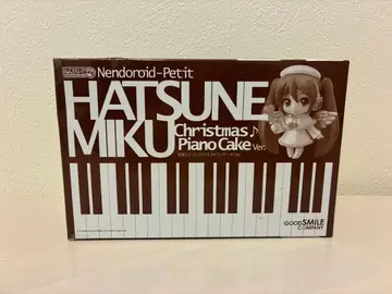 넨도로이드 푸치 하츠네 미쿠 크리스마스 피아노 케이크 Ver.