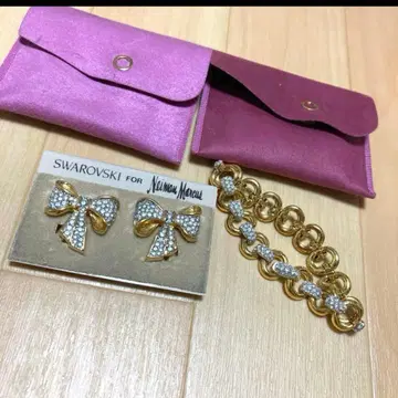 Neiman Marcus 스와로브스키 귀걸이 팔찌