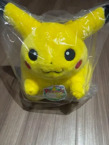어서 와! 피카츄 1/1 봉제 인형 포켓몬 30주년 기념 상품 타카라토미