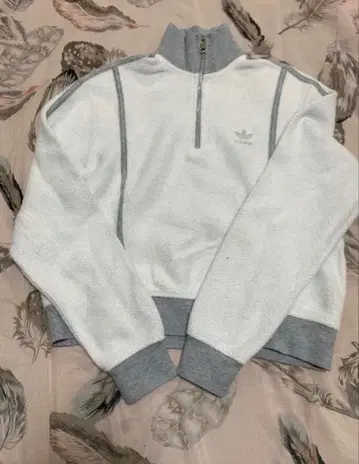 adidas 하프 지퍼 S 사이즈