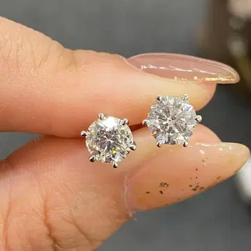 PT 싱글 볼 2ct 다이아몬드 귀걸이 새상품