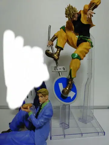 죠죠 제일복권 피규어 DIO 요시카게 키라