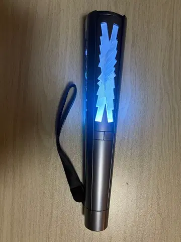 LE SSERAFIM(르세라핌) 응원봉