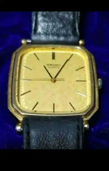 SEIKO 골드 손목시계 (쿼츠) SEIKO '90년대 빈티지 제품
