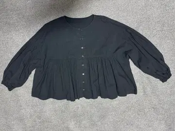 nest Robe 블랙 프릴 셔츠 size F