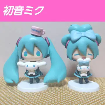 하츠네 미쿠 피규어 시나모롤 산리오 콜라보