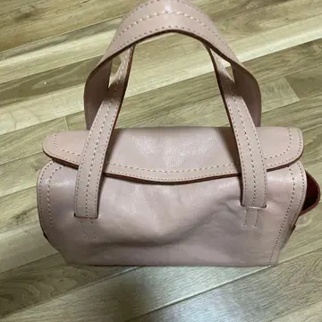 핑크 가죽 핸드백