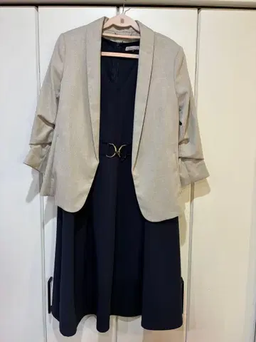 그레이 자켓 네이비 드레스 세트