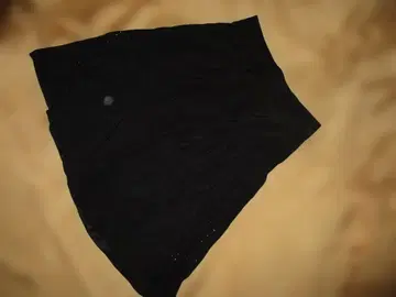 ELLE TAHARI 블랙 플레어 스커트 펀칭 레이스 실크