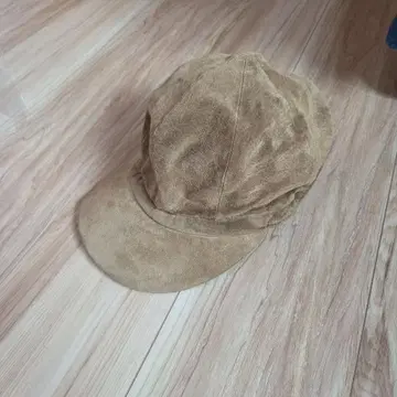 C4LA 스웨이드 브라운 캡