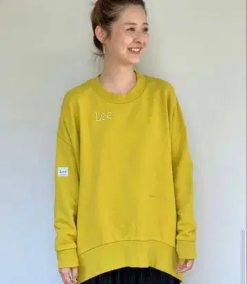 mercibeaucoup, 메르시보쿠 Lee 콜라보 맨투맨