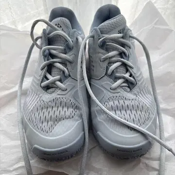 YONEX 테니스화 라이트 그레이