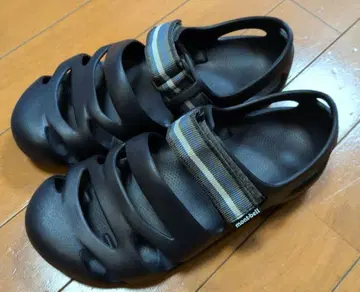 미사용 새상품 몽벨 캐니언 샌들 24cm