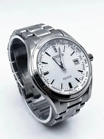 CITIZEN EXCEED 손목시계 실버 새상품급