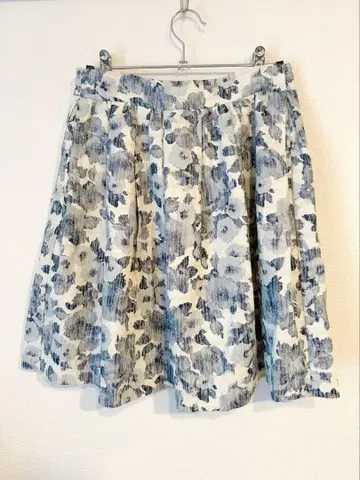 JILL by JILLSTUART 꽃무늬 플레어 스커트