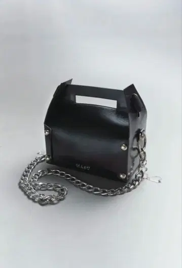 [ MASU ] 24AW 레더 케이크 백 - 블랙 대