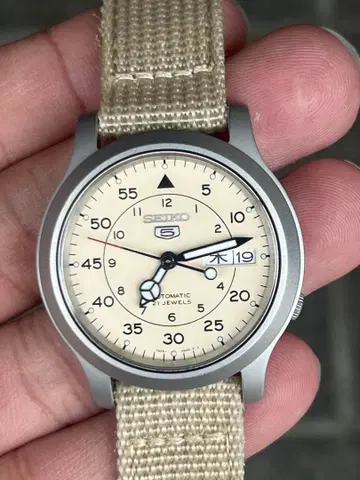 세이코 자동 와인딩 시계 크림 다이얼