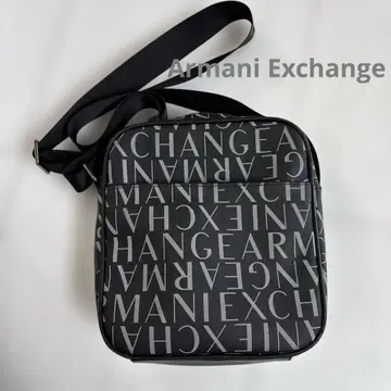 Armani Exchange 숄더백 블랙 로고
