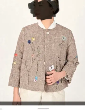 꽃무늬 자수 베이지 가디건 45R