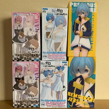 Re: 제로 프리미엄 피규어 8개 세트 + 장지갑 2점