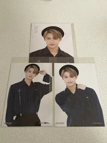 SEVENTEEN MUSEUM 2019 준 포스카 브로마이드