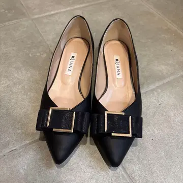DIANA 블랙 펌프스