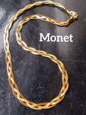 모네 Monet 골드 뜨개질 디자인 목걸이 새상품급!