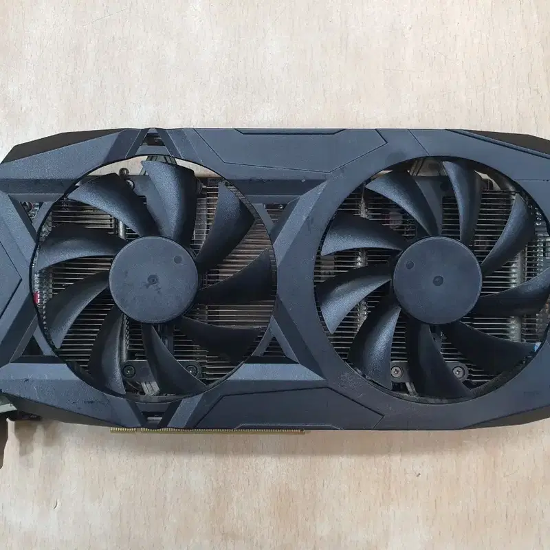 AMD RX 580 4G 그래픽카드 DVI포트