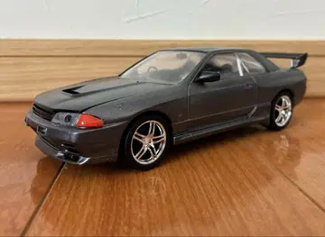 아오시마 1/24 닛산 스카이라인 GT-R (R32)