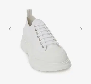 Alexander McQueen 트레드슬릭 레이스업 통굽 스니커즈