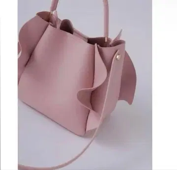 셀포드 원핸들 프릴 백 핑크