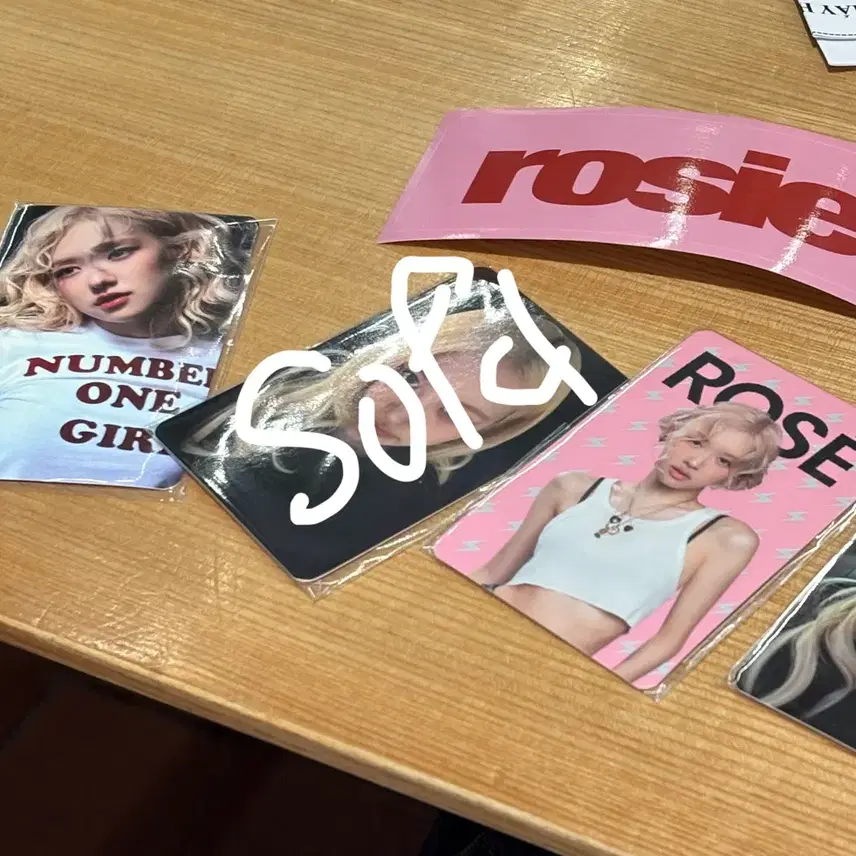 BLACKPINK フォトカード ロゼ ロジーポップアップMDポカBLACKPINK