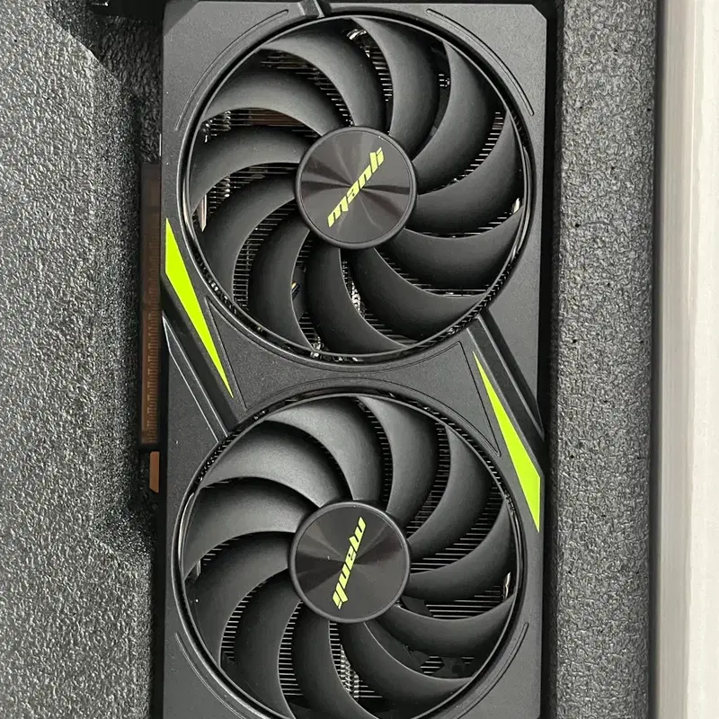 지포스 RTX 5060 Nebula D7 8GB 인텍앤컴퍼니