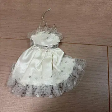 화이트 프릴 드레스 리카짱 인형 옷 갈아입기 쇼와 레트로 비즈 포함