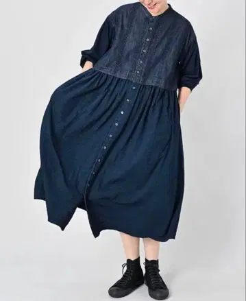 새상품급 45r 데님 컷워크 x 천축 드레스 (인디고)