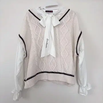 Lovetoxic 워셔블 라인 니트 레이어풍 블라우스 M 사이즈