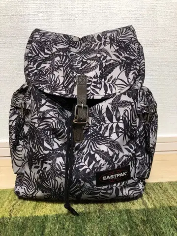 이스트팩 EASTPAC 백팩