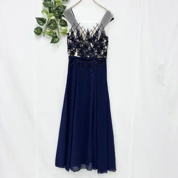 럭셔리 비즈 자수 롱 원피스 플레어 튤 드레스 네이비 발표회